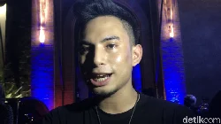Rangkuman kabar terbaru artis Indonesia pekan ini yang penuh dinamika.