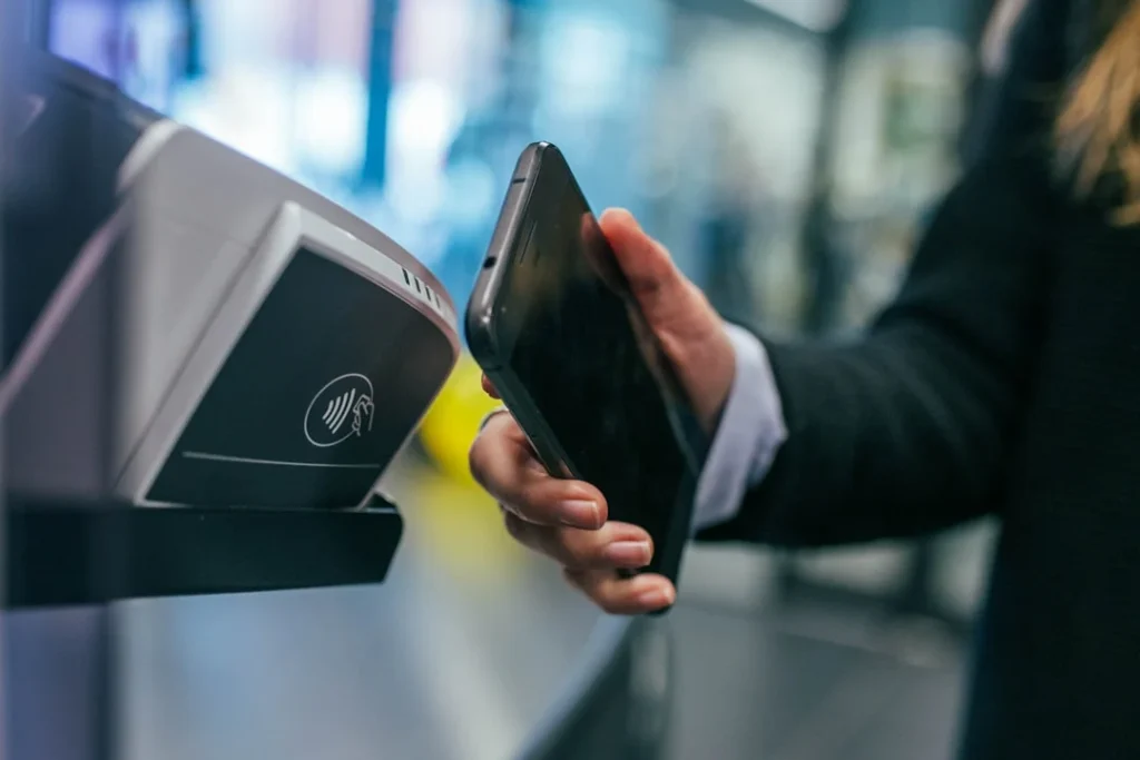 Manfaat menggunakan Akun MPC CT Corp untuk transaksi digital harian