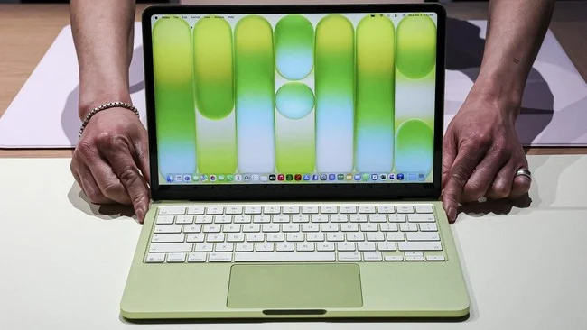 Informasi rincian harga MacBook Neo Indonesia yang resmi dirilis oleh distributor resmi Apple