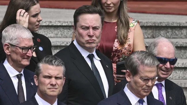 Momen unik Elon Musk di China saat mendampingi kunjungan kerja Donald Trump
