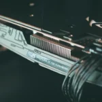 Proses memasang RAM tambahan pada komputer desktop gaming