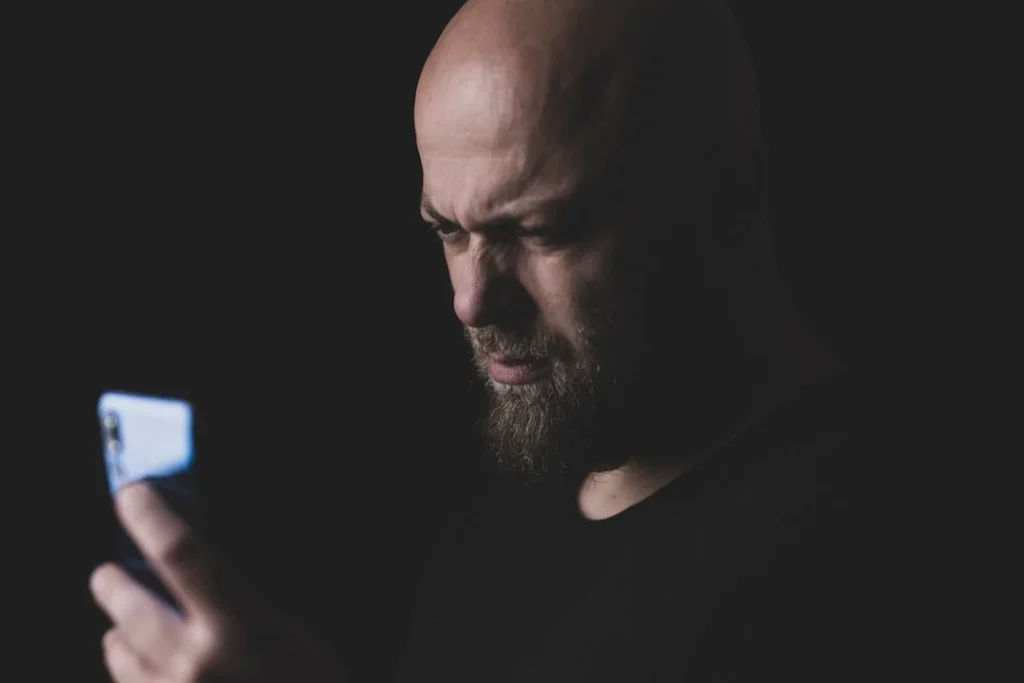Panduan praktis cara hapus iklan di HP Android dan iPhone