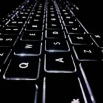 Fitur voice typing membantu menulis laporan panjang sambil nyemil